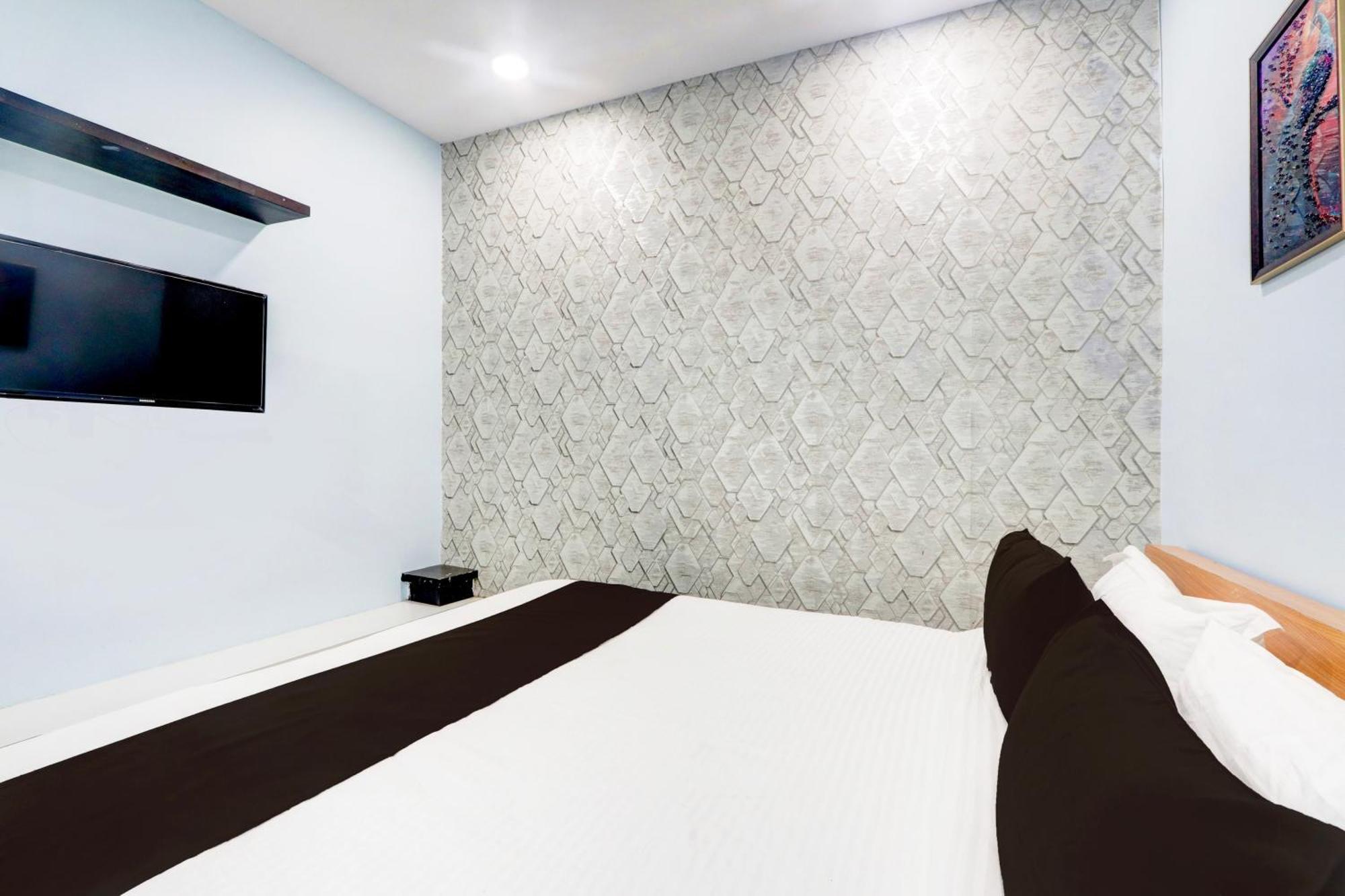 Hotel O Moon Light Nizamabad Buitenkant foto