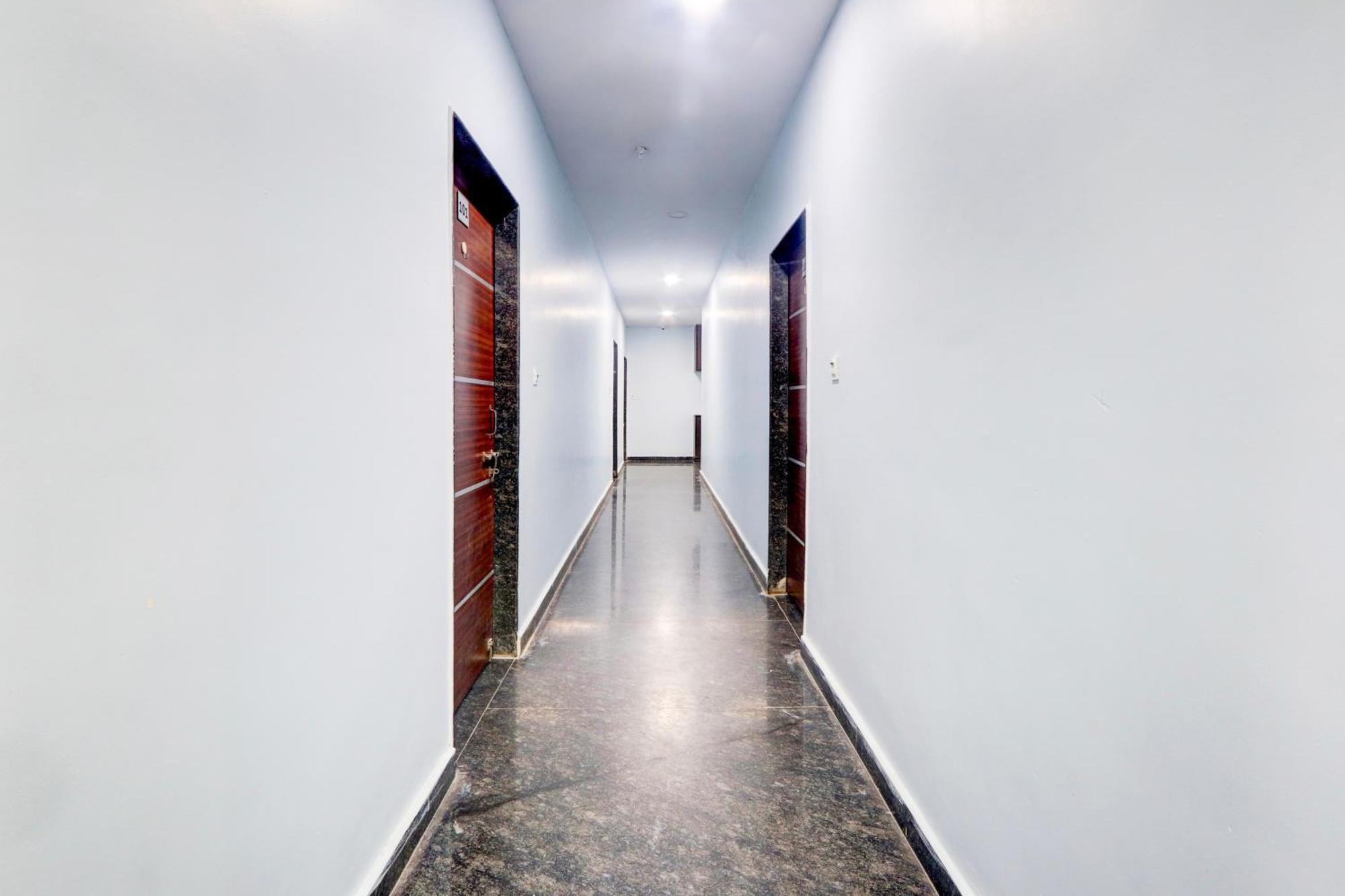 Hotel O Moon Light Nizamabad Buitenkant foto
