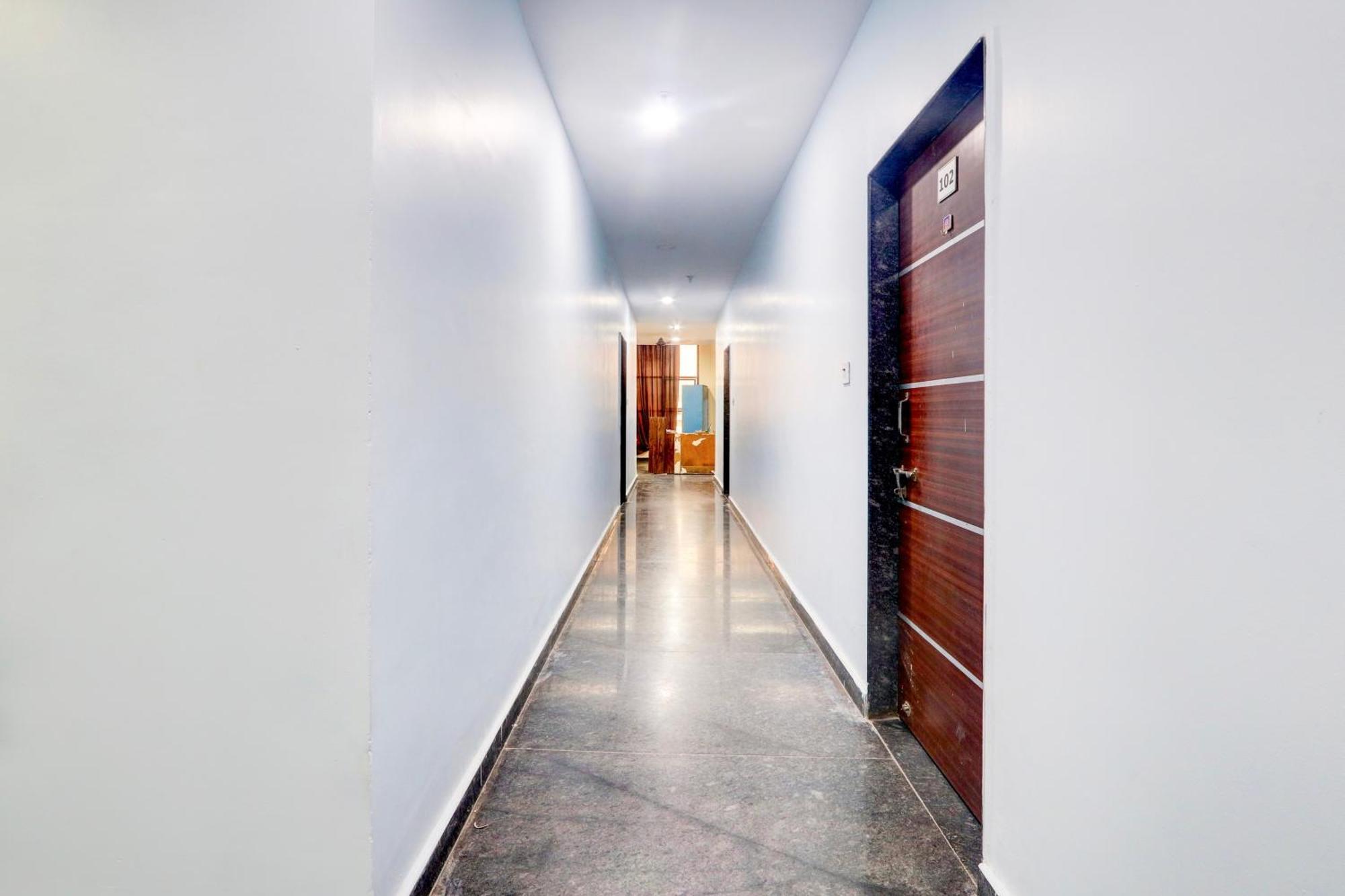 Hotel O Moon Light Nizamabad Buitenkant foto